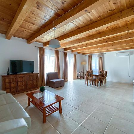 Apartments Al Parma Budva Bilik gambar