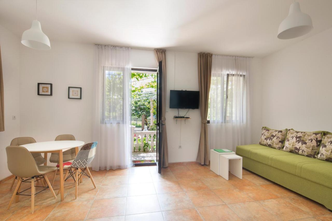 Apartments Al Parma Budva Luaran gambar